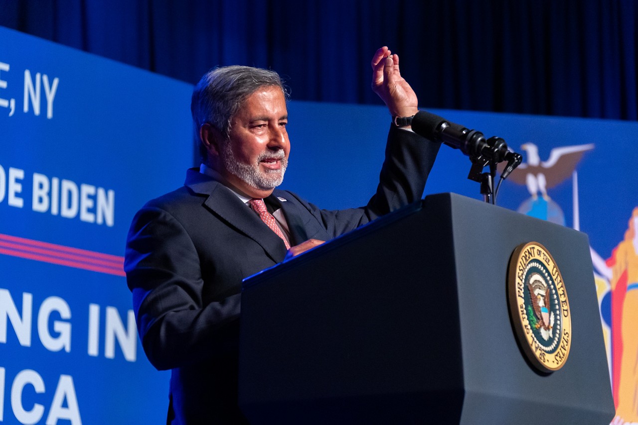 Micron celebrates CHIPS Act grant announcement Micron Technology Inc.